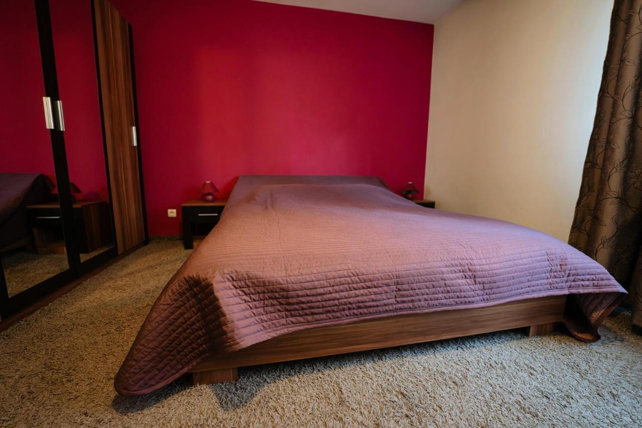 Quiet 3-Room Apt - 2 Parking Spaces - 5 Min Bus Флорешть Екстер'єр фото