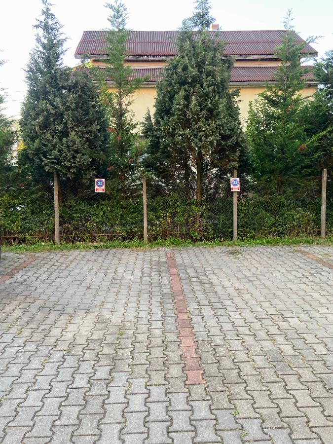 Quiet 3-Room Apt - 2 Parking Spaces - 5 Min Bus Флорешть Екстер'єр фото